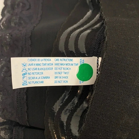 Lady Comfort BUTT LIFTER SHAPER SHORT
Colombian Shaper Tummy Control Black M/L - Picture 10 of 11